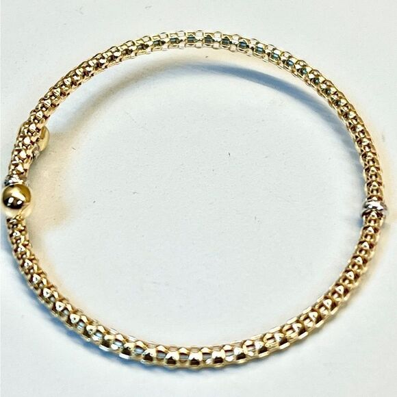 14K Gold Popcorn Small Bypass Bangle - Picture 8 of 9